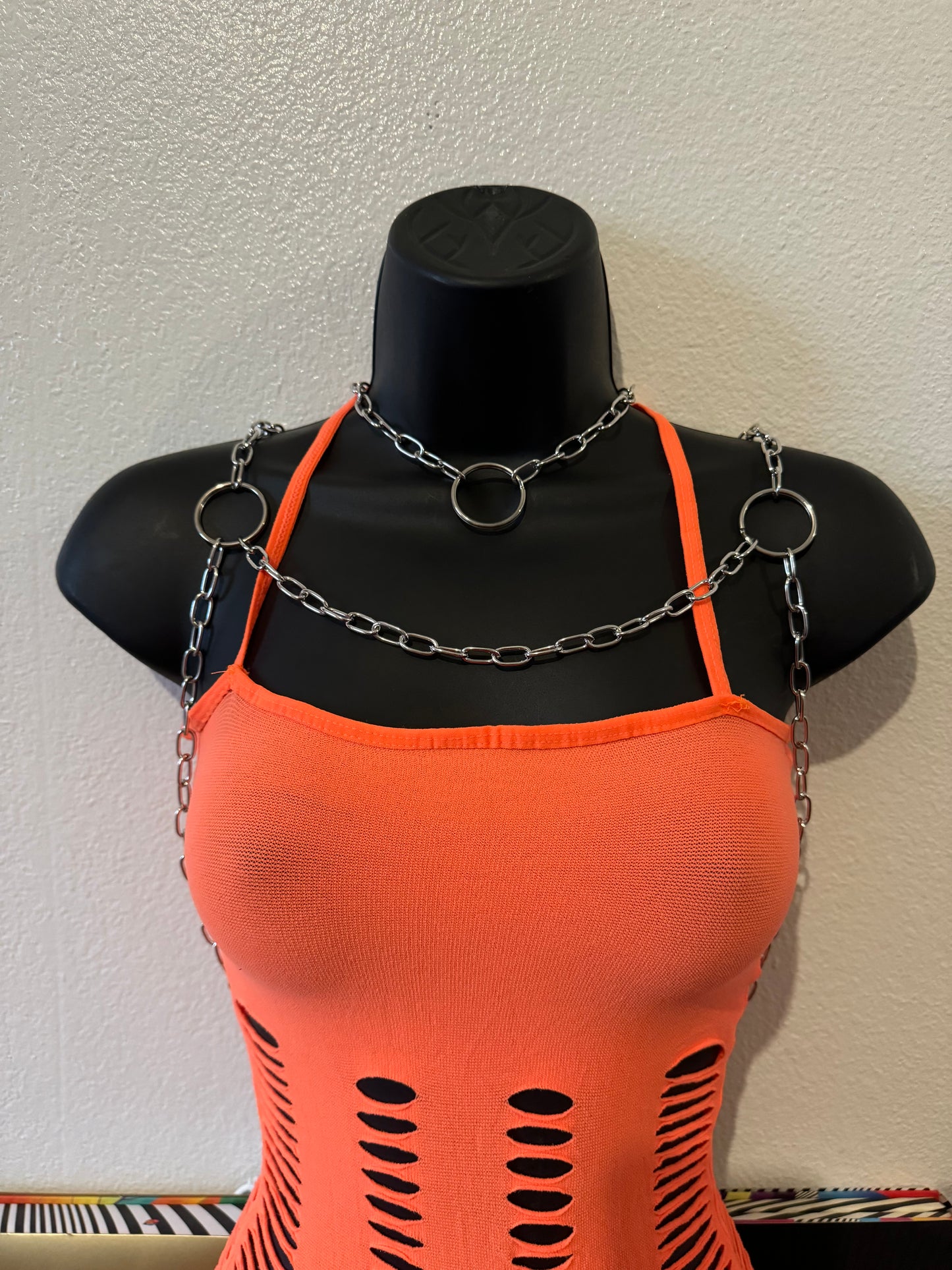 Lara chest harness